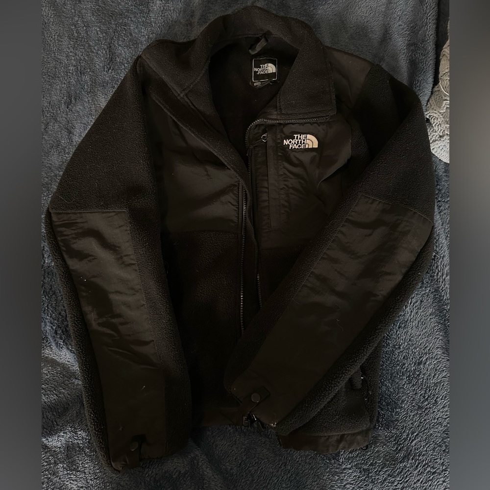 Black north face fleece XS